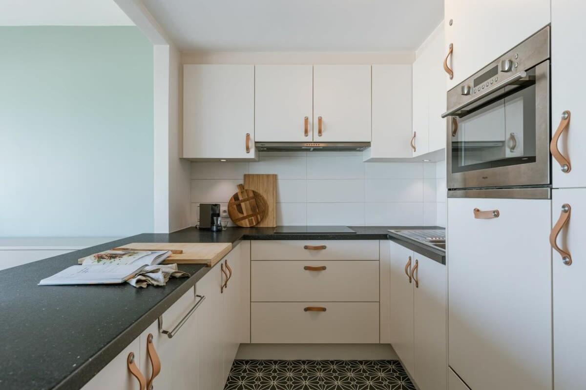 Huswell - Bright Seaview Apartment In Oostende Zewnętrze zdjęcie